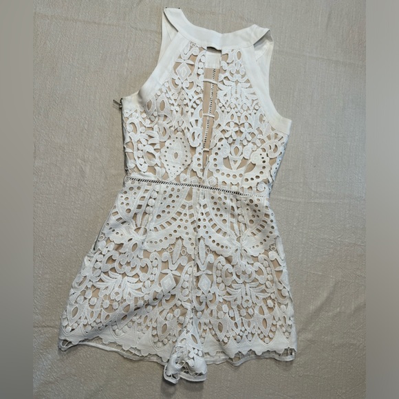 Adelyn Rae Romper - Picture 5 of 10